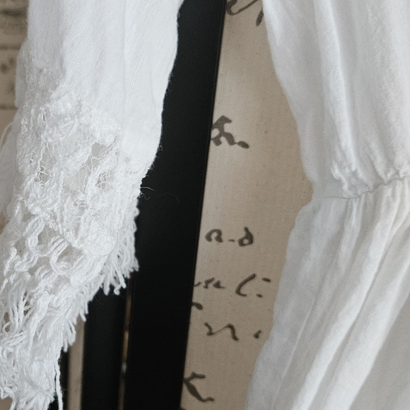 White Lace Trim Italian Made - Picture 7 of 9